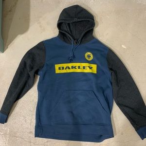 Oakley hoodie